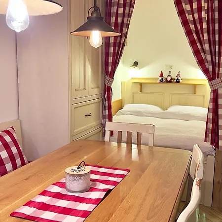 Queen Alpine Appartamento Cerklje na Gorenjskem