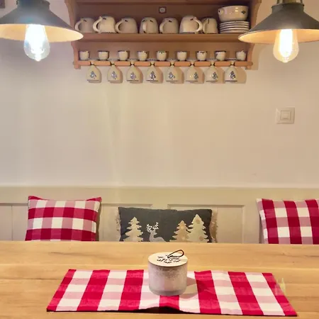 Queen Alpine Apartman Cerklje na Gorenjskem